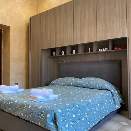 081 Stazione Apartment